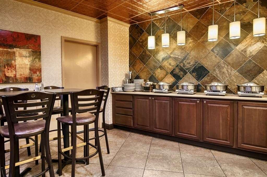 Comfort Inn & Suites At Copeland Tower Metairie Restaurant foto
